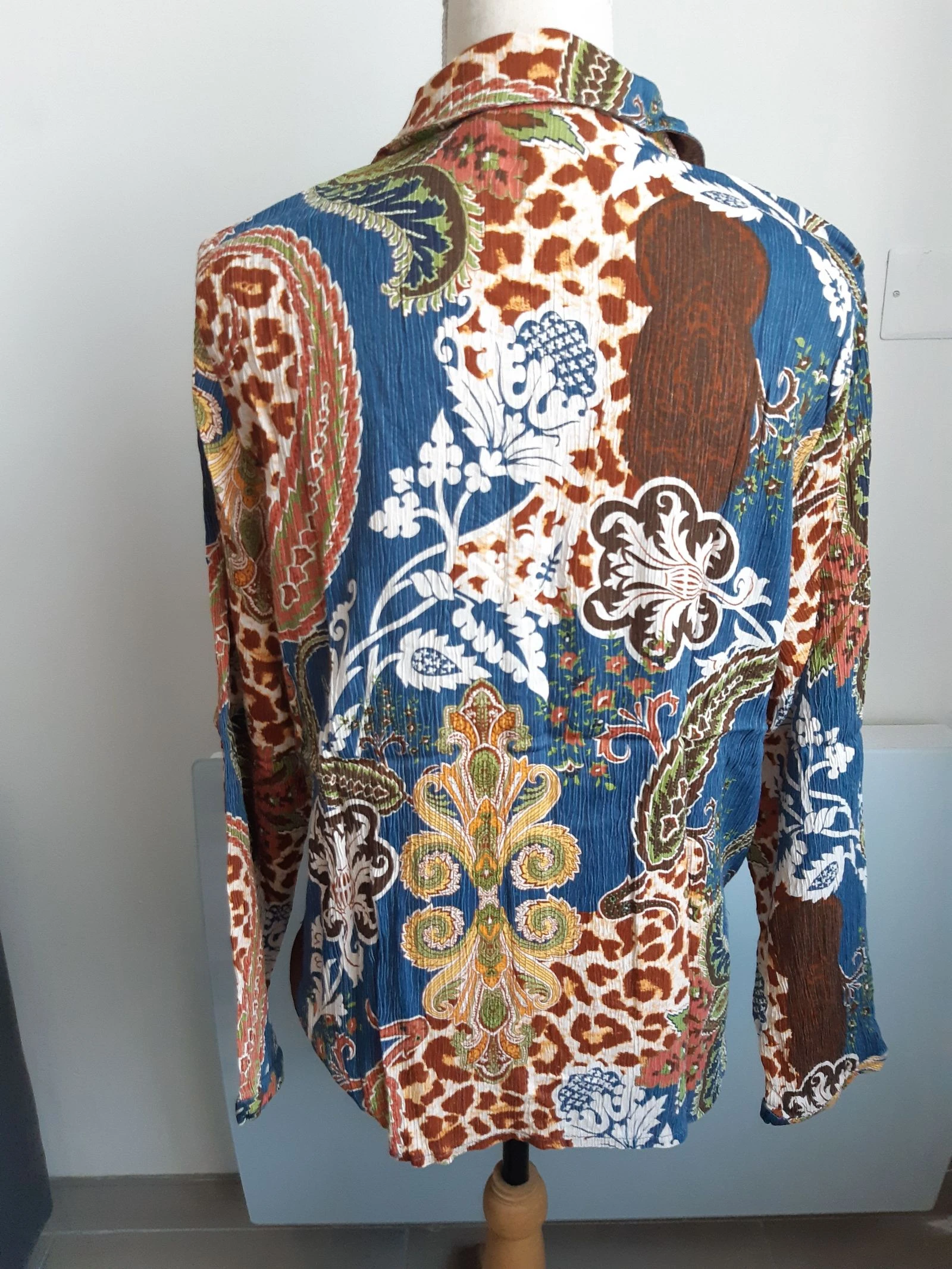 Camisa com estampa colorida Afibel T44 – photo 4